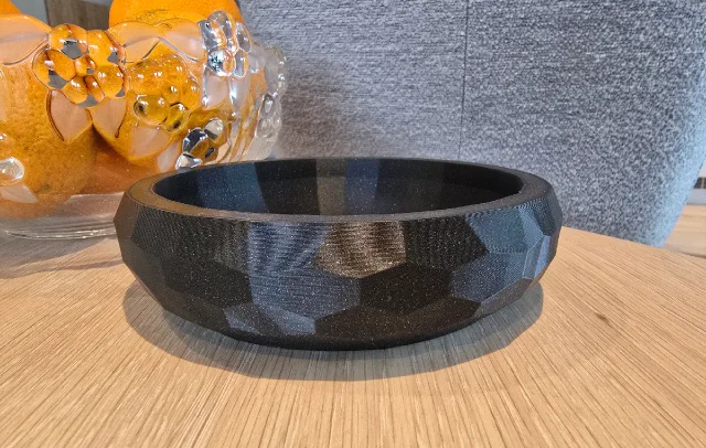 Modern faceted catch-all bowl. Low-poly desk organizer/bonsai planter (no supports) 3D print recommendation
